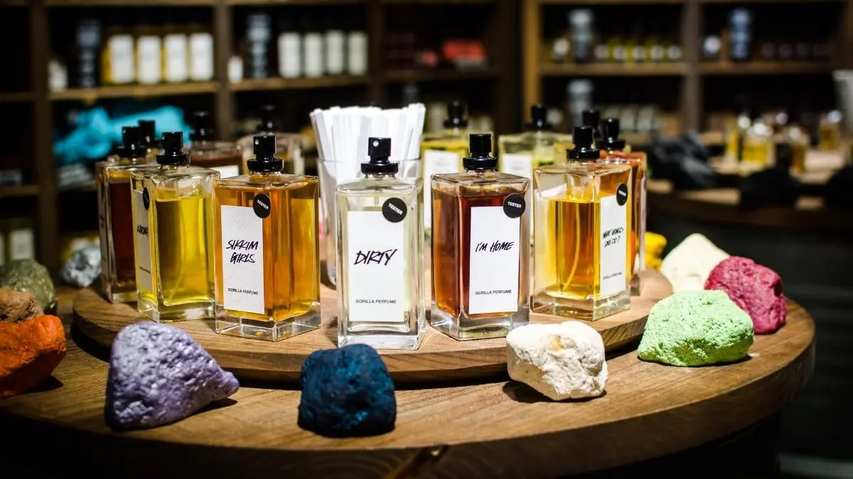 چگونه یک عطر انتخاب کنیم