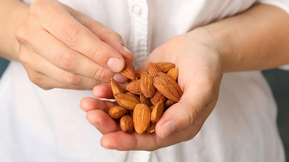 ۵ غذایی که منیزیم بیشتری نسبت به بادام دارند!