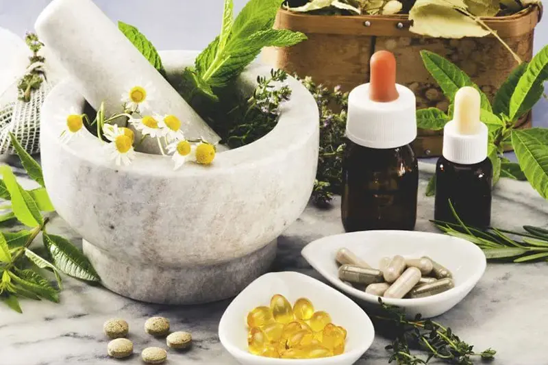 چگونه داروهای گیاهی را ایمن مصرف کنیم؟