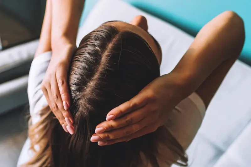 - مهمترین علل شوره سر 2