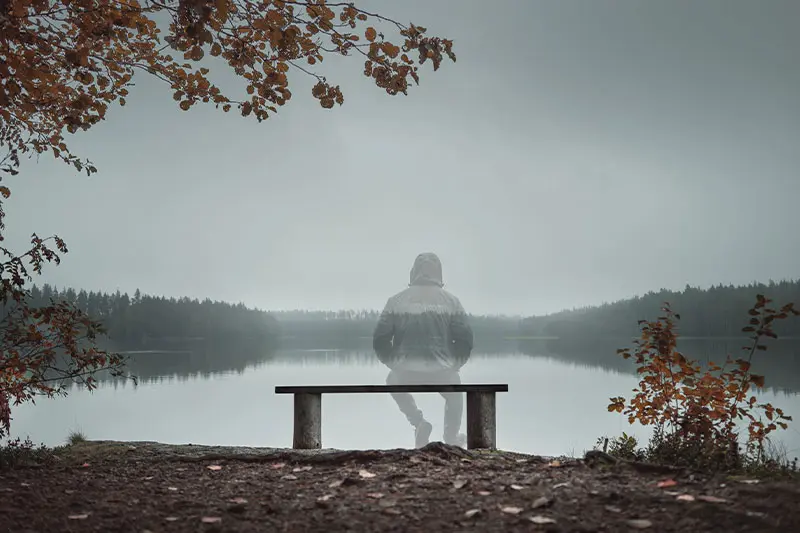 احساس پوچی چیست و چرا اتفاق می افتد؟