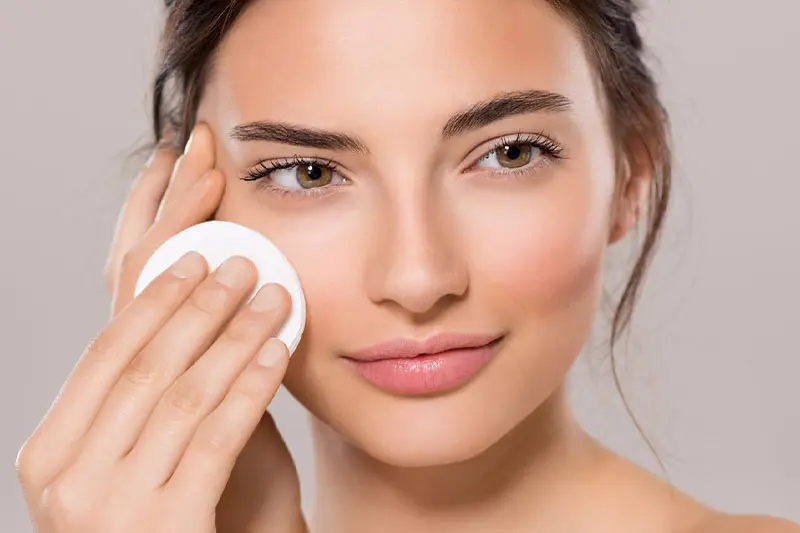 6 اشتباه رایج در استفاده از تونر که اثرات آن را کاهش می دهند