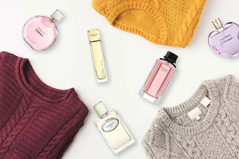 عوامل مؤثر بر ماندگاری عطر روی لباس