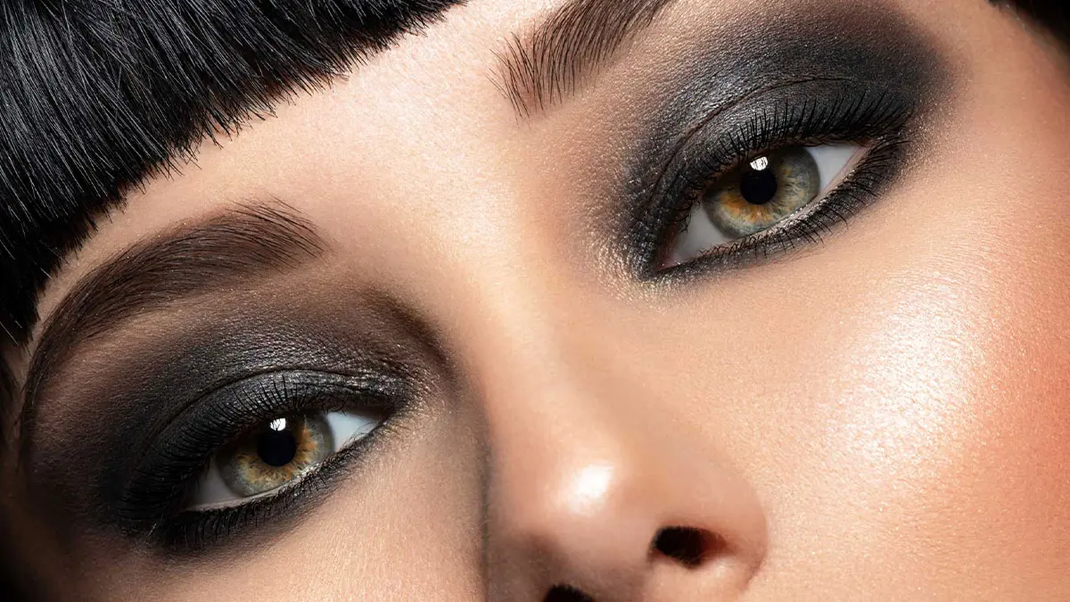 - آموزش آرایش چشم اسموکی 1