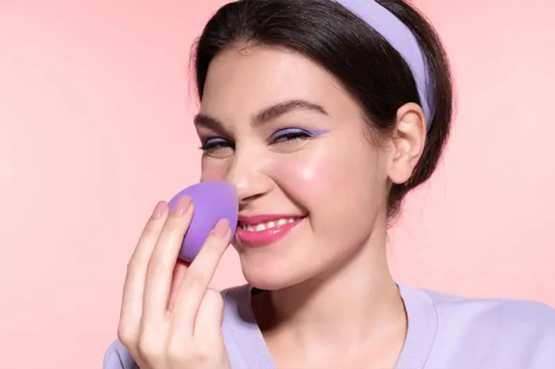 - چگونه کاور کرم پودر را بالا ببریم؟ 3