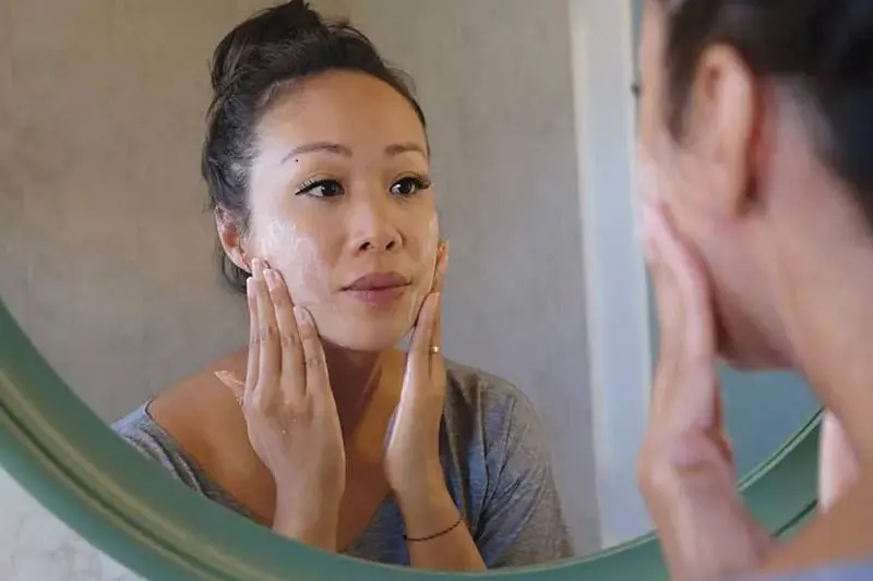 - کدام نوع پوست دیرتر پیر می شود؟ 2