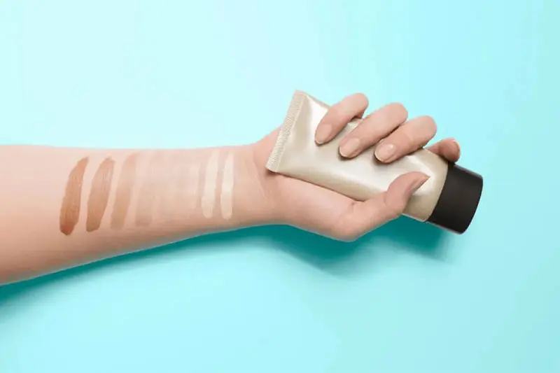 - انتخاب رنگ درست کرم پودر 1