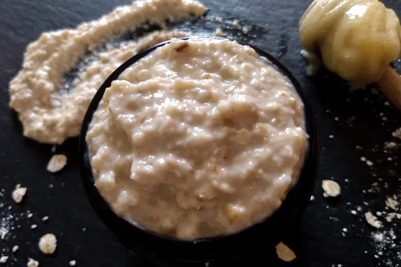 اسکراب صابون با ماست و اوتمیل (مخصوص پوست حساس)