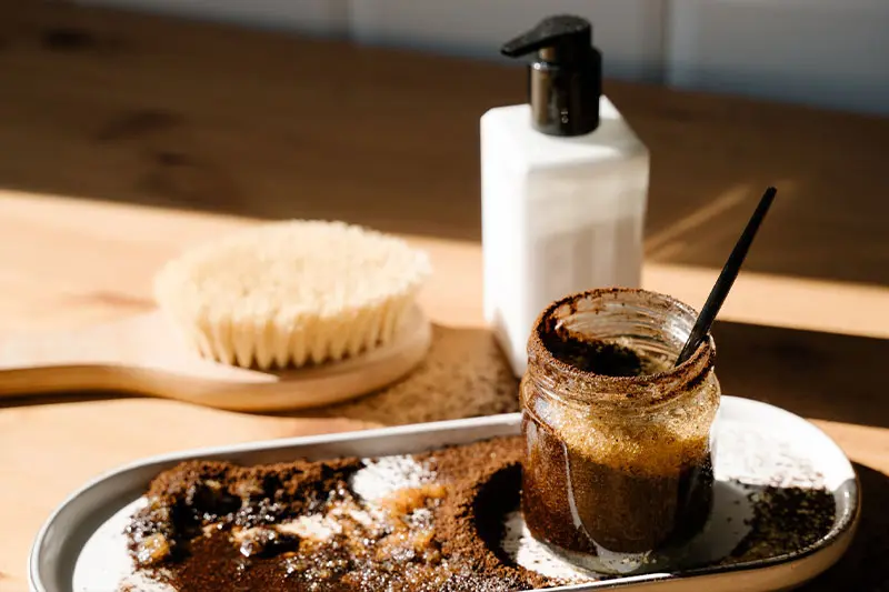 جدول-راهنمای-اسکراب-بدن-با-صابون