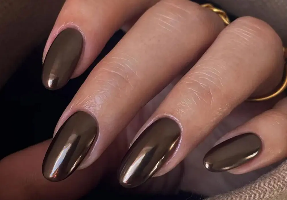 - طرح ناخن قهوه ای 4