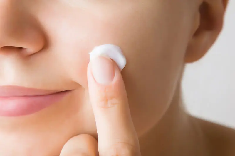 مرطوبکننده برای قفلکردن رطوبت