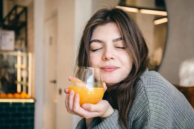 - نوشیدنی های طبیعی سرشار از ویتامین برای پوست 1