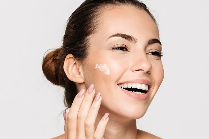 چرا پوست با تغییر فصلها تغییر میکند؟